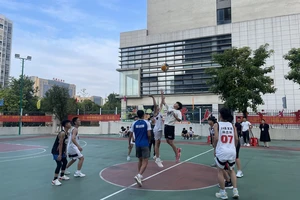 篮球表演赛:年轻球员成长的催化剂